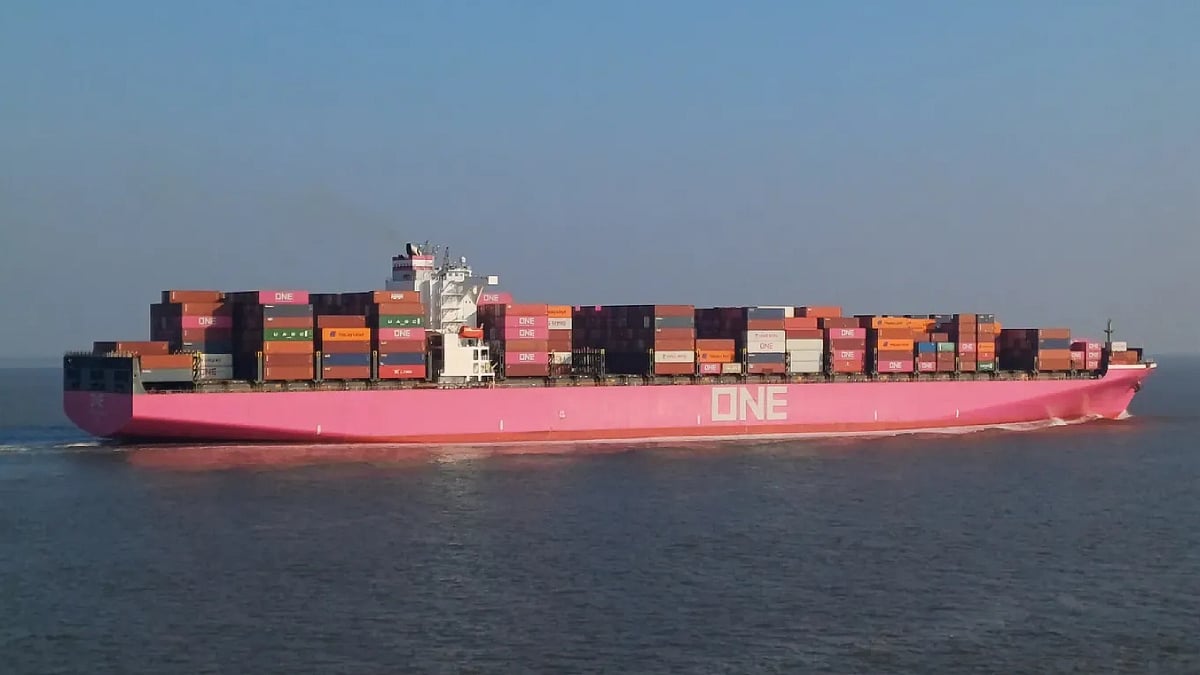 Fire ignites on containership off Portsmouth, UK