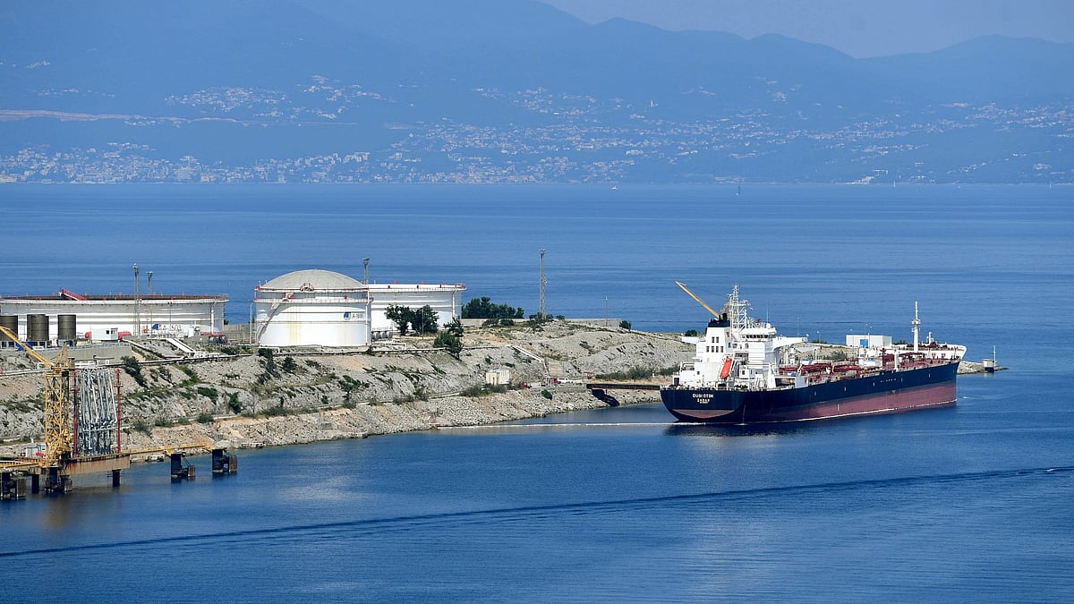 Hungary's MOL turns to seaborne oil as Druzhba pipeline stalls