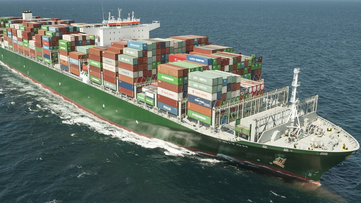 Costamare posts net income of $371m for FY2025