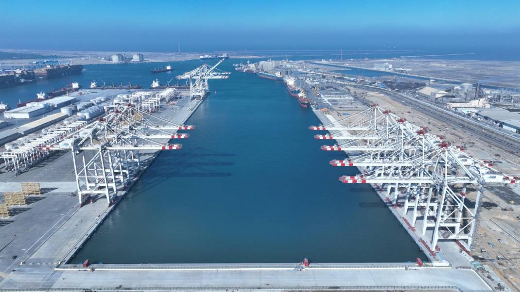Novo terminal de Damietta ameaça portos europeus de transhipment.