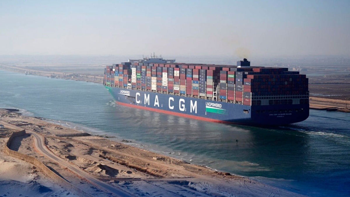 CMA CGM encomenda seis navios porta-contêineres movidos a GNL na Índia