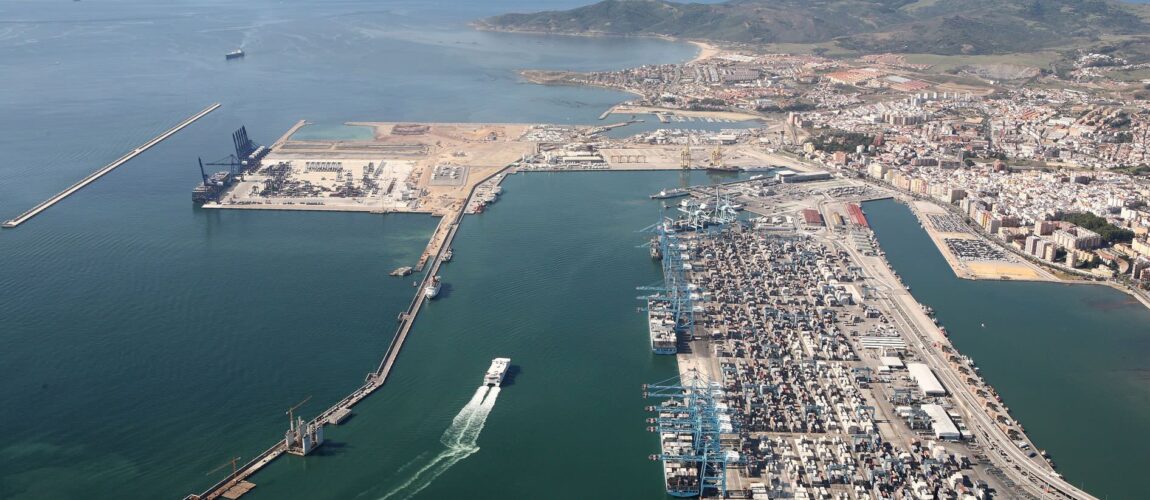 Algeciras com reforço da TTI: Mais área e 135 milhões para subir a fasquia.