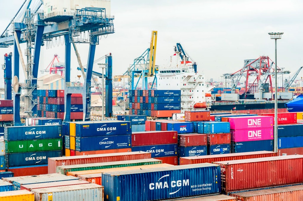 CMA CGM anuncia Taxa de Emergência por Conflito para cargas no Oriente Médio