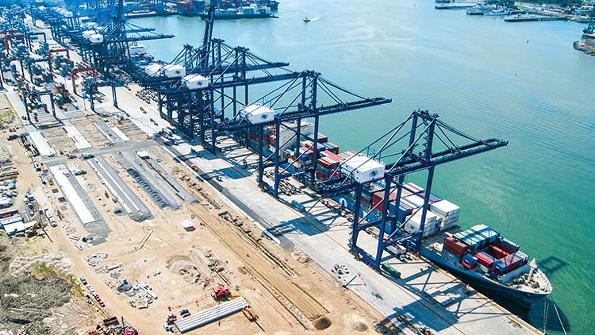 Panama hopes China's COSCO will resume operations at Balboa port