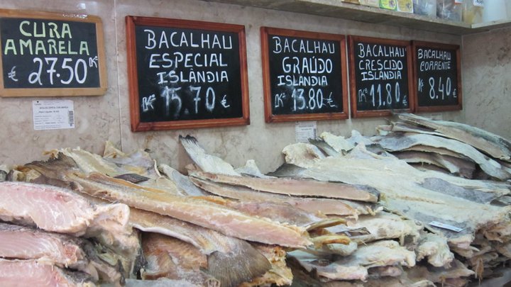 Menos bacalhau da Noruega poderá chegar a Portugal em 2026.