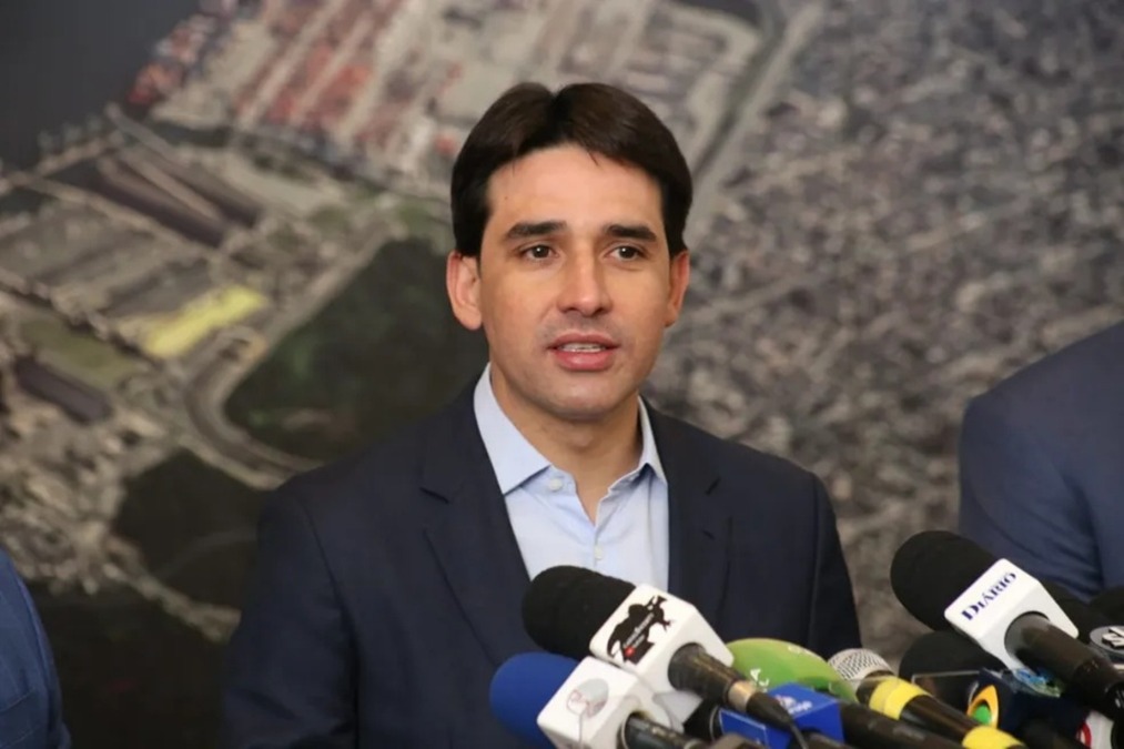 Ministro Silvio Costa Filho anuncia pacote de obras estratégicas no Porto de Santos