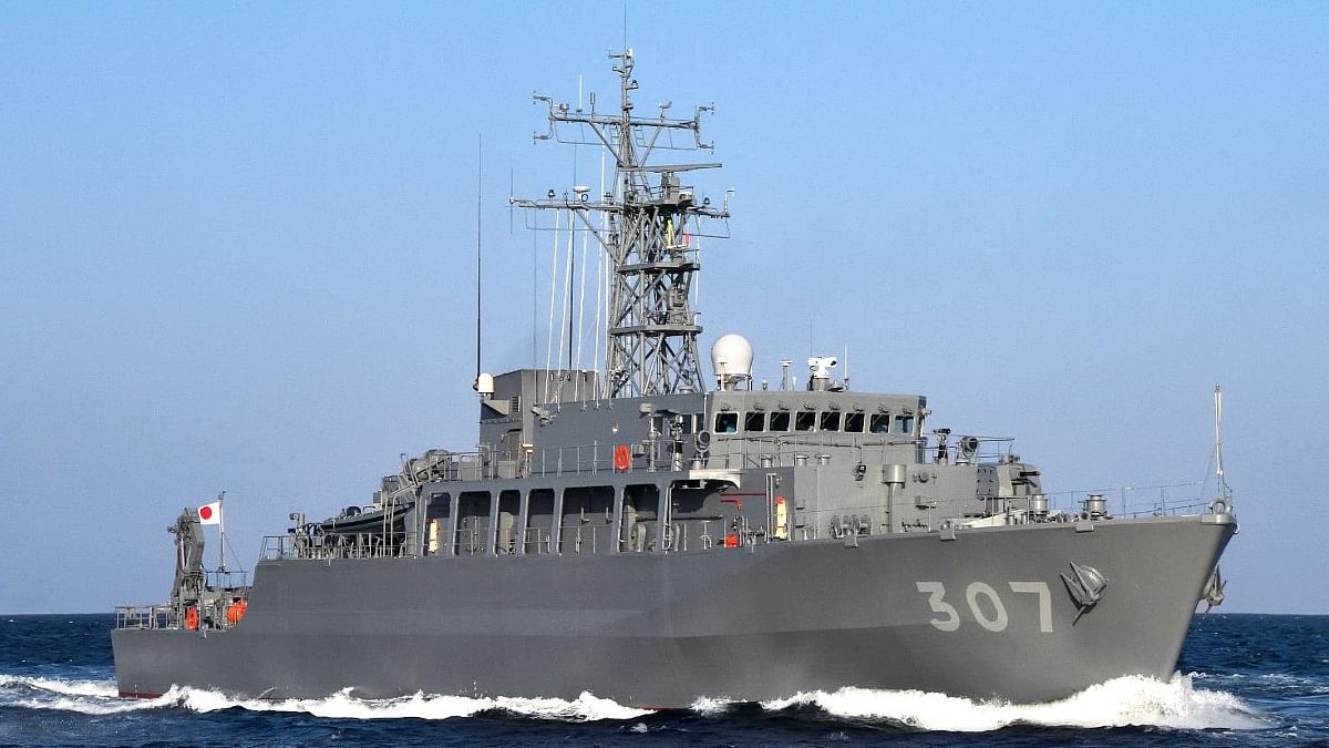 Minister: Japan could consider Hormuz minesweeping if ceasefire reached