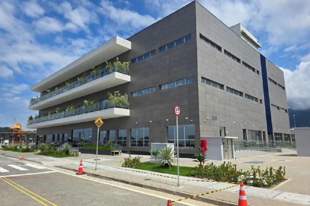 Odebrecht entrega à Marinha centro de instrução e sistema de abastecimento do complexo em Itaguaí