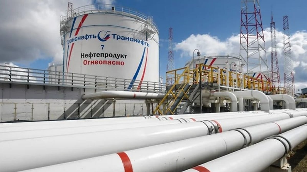 Russia's Transneft scrambles to reroute oil after port strikes