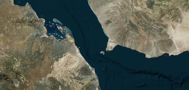 Houthis elevam risco no Bab el-Mandeb.
