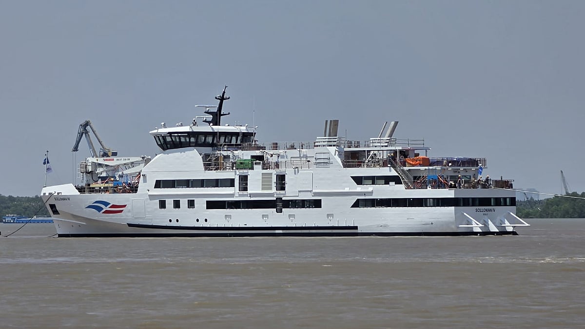 Isles of Scilly Steamship's newest ferry floated out