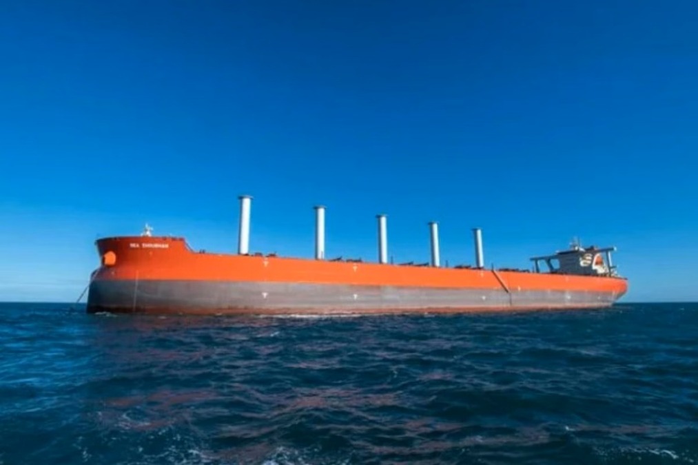 Brasil lança primeiro navio transoceânico movido a etanol e mira liderança verde