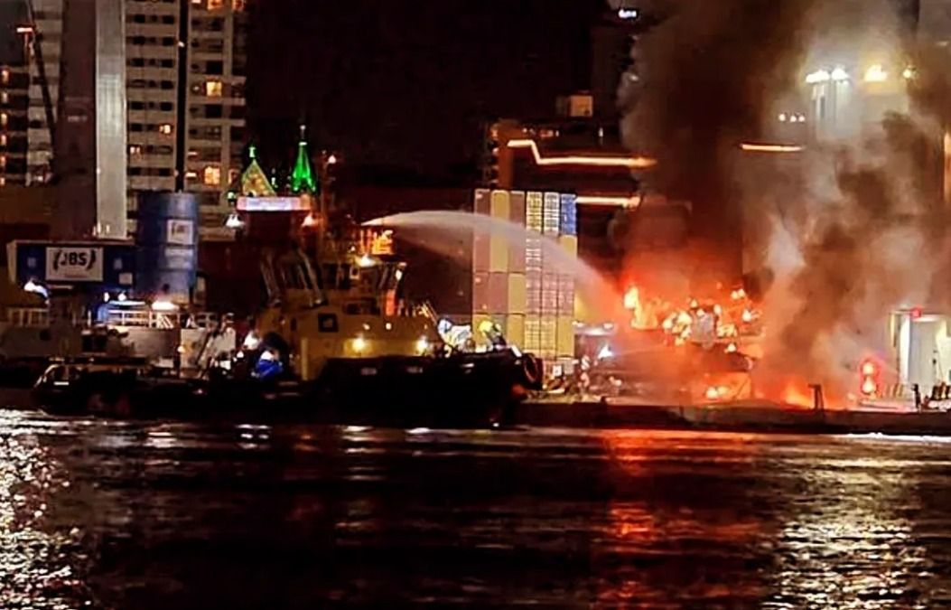 Porto de Itajaí registra incêndio em guindaste e acende alerta sobre segurança no cais
