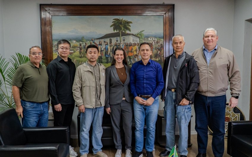 Paranaguá recebe investidores chineses para tratar do futuro Porto Guará