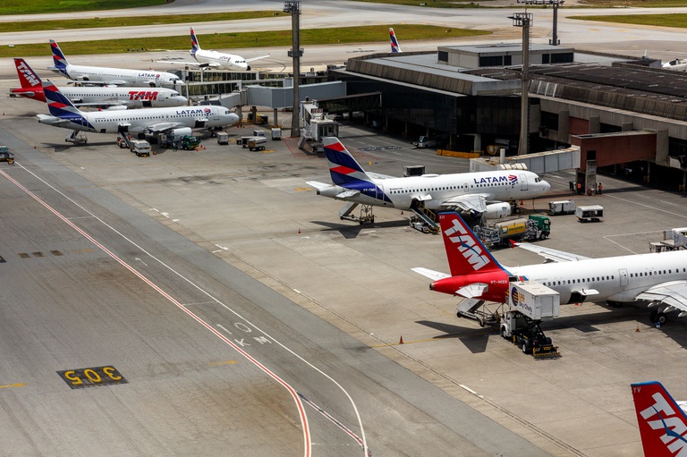 CMN aprova resolução que viabiliza R$ 1 bilhão em crédito para companhias aéreas