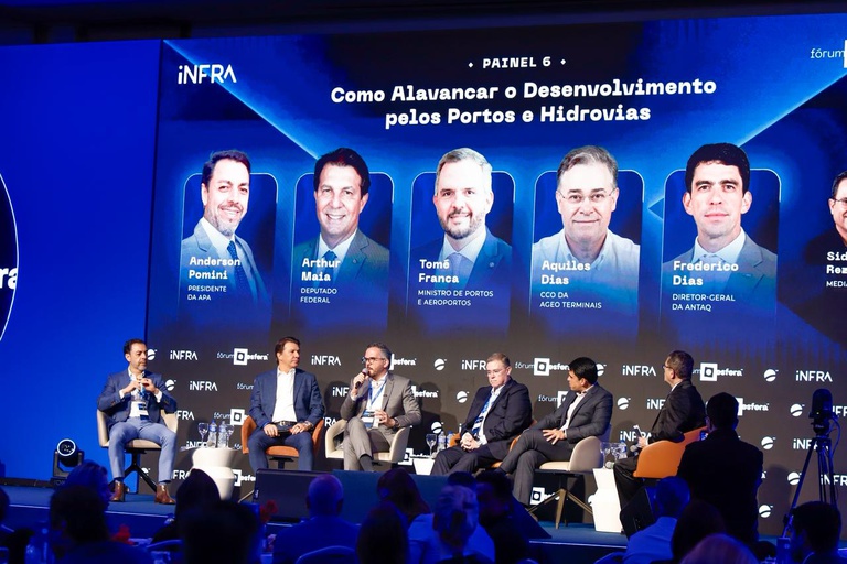 Ministro Tomé Franca participa de fórum em São Paulo para discutir desenvolvimento portuário e hidroviário