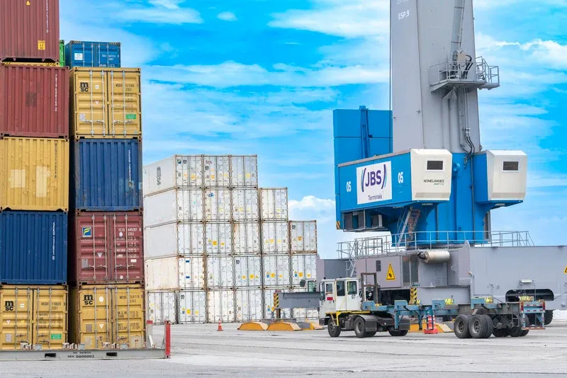 JBS Terminais amplia operações internacionais em Itajaí e investe R$ 9 milhões para acompanhar expansão