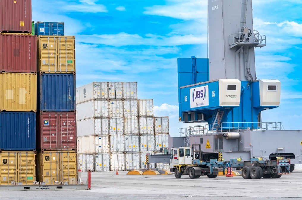 JBS Terminais amplia operações em Itajaí com duas novas rotas internacionais
