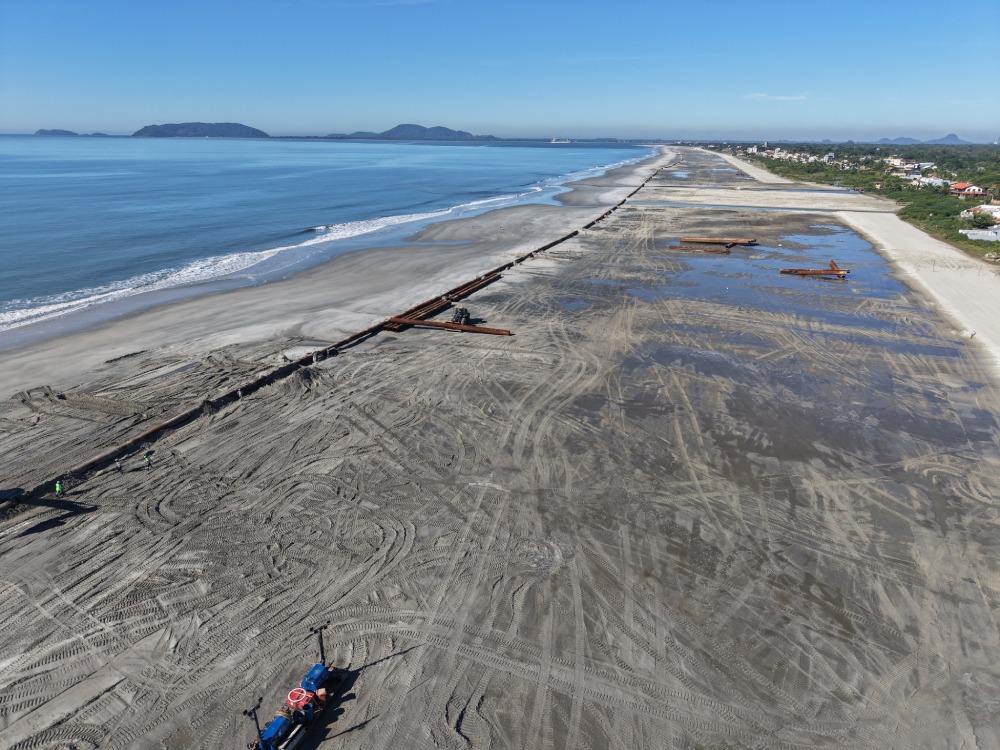 Porto de São Francisco anuncia última etapa do alargamento da Praia de Itapoá
