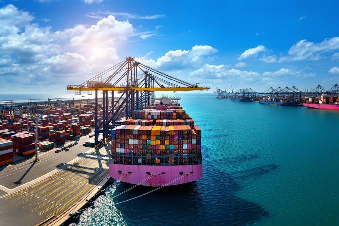 Cecafé critica manutenção de restrições em leilão portuário e defende maior competitividade