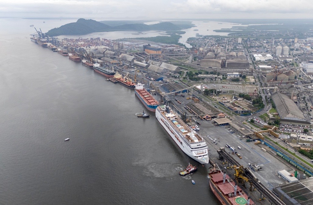 Terminal inicia atividades graduais e reforça capacidade logística do Porto de Suape