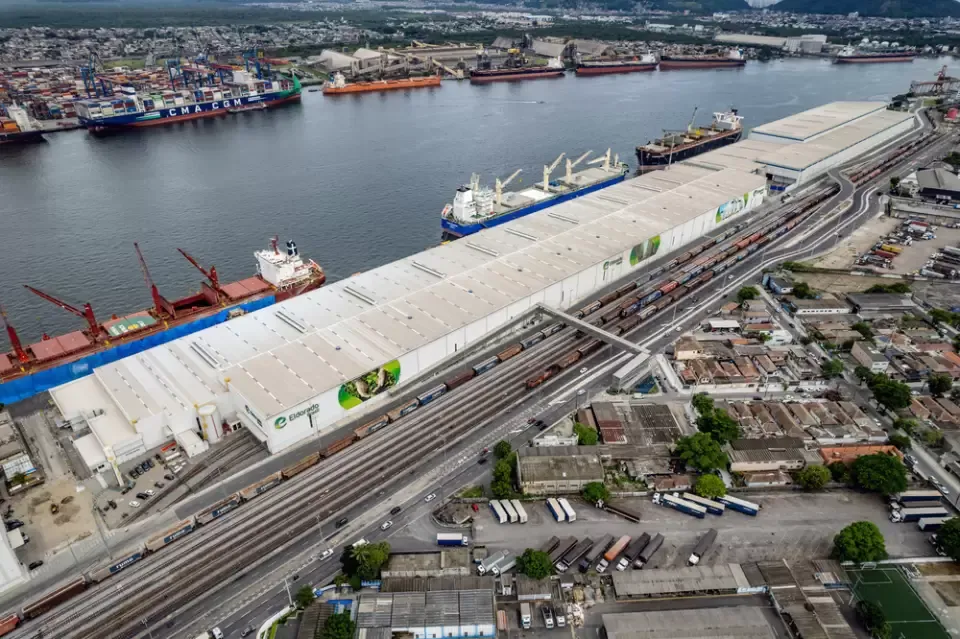 EBLog supera 2,3 milhões de toneladas embarcadas no Porto de Santos